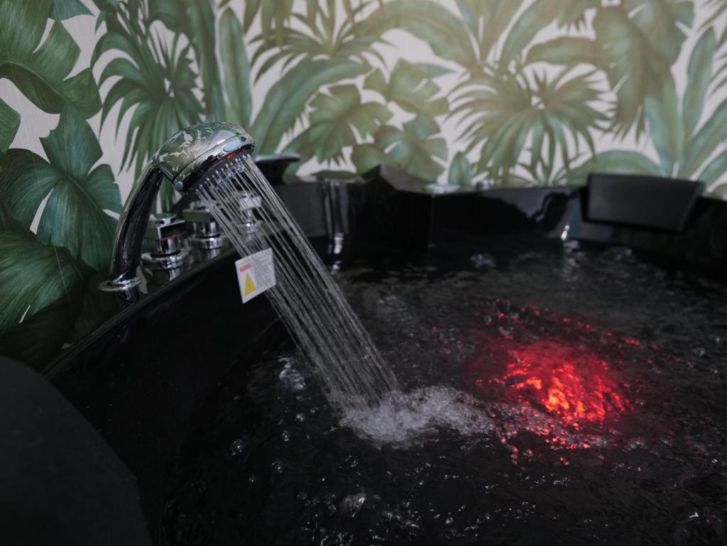 La Dimora Di Dominique Apartment Bari Ngoại thất bức ảnh