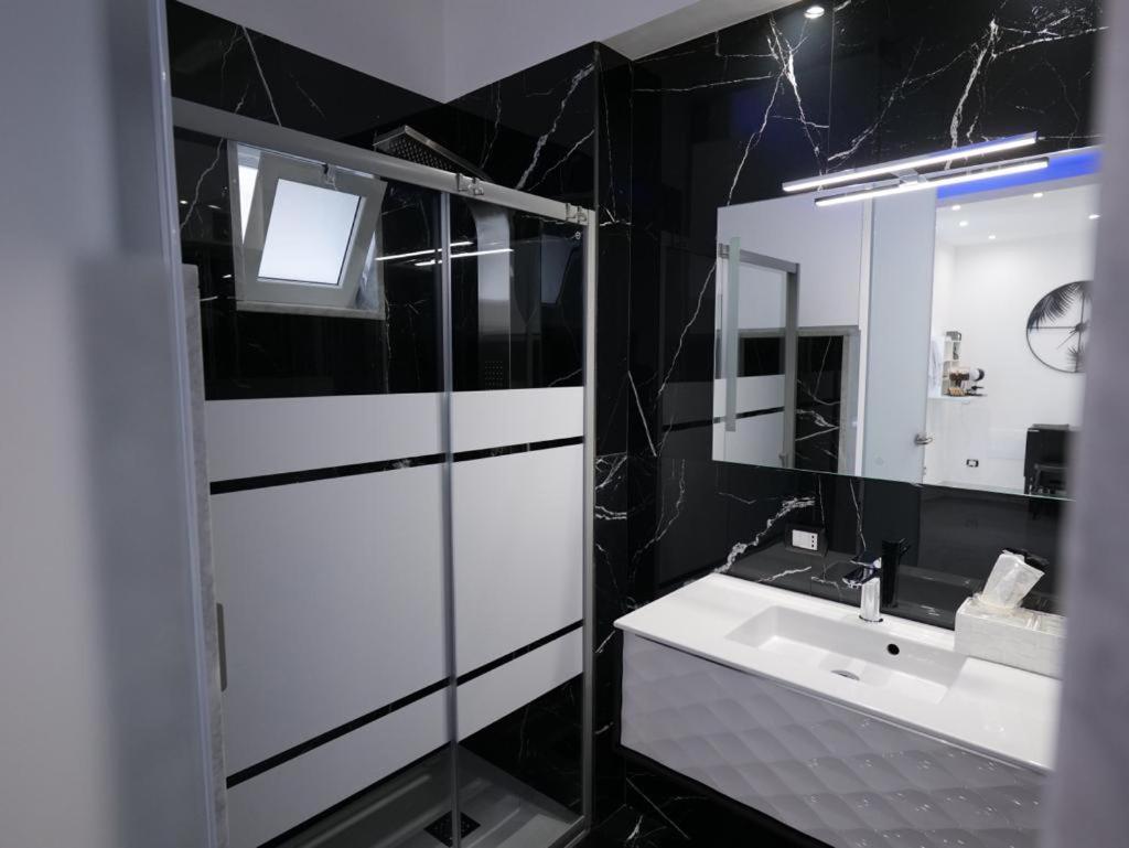 La Dimora Di Dominique Apartment Bari Ngoại thất bức ảnh